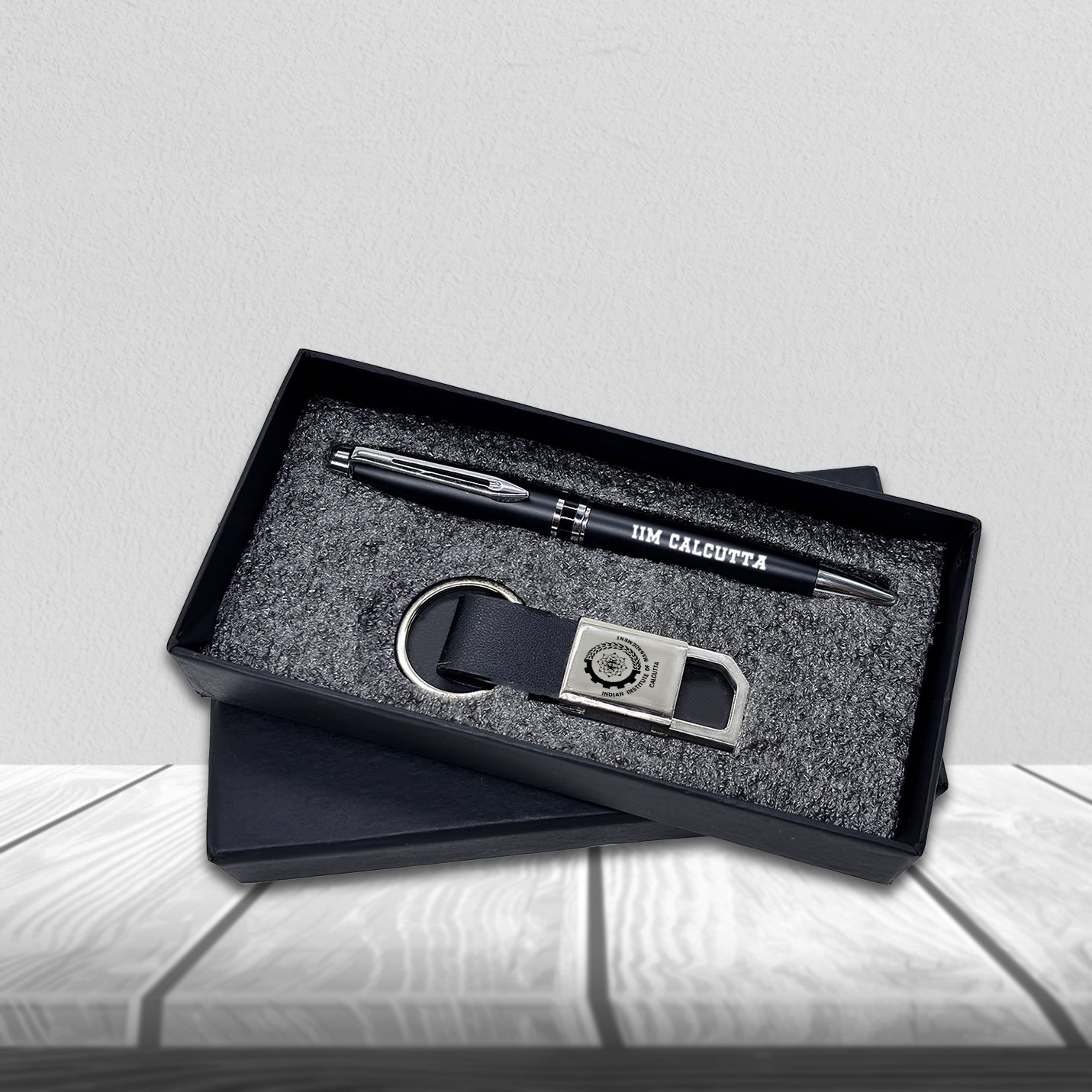 Top-quality 2 in 1 IIMC Logo Black Pen & Keychain Gift set
