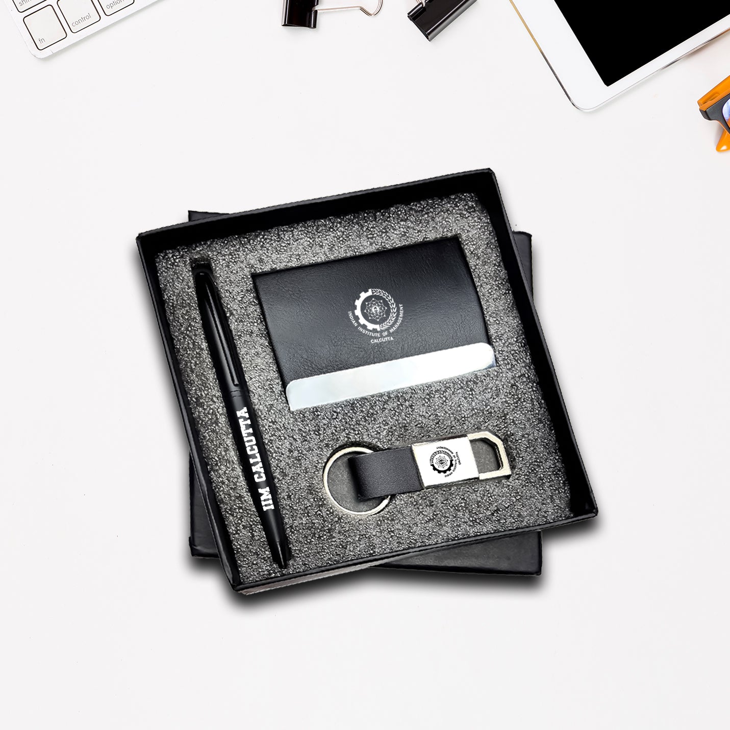 Elegant IIMC 3-in-1 Gift Collection with Pen, Cardholder & Keychain