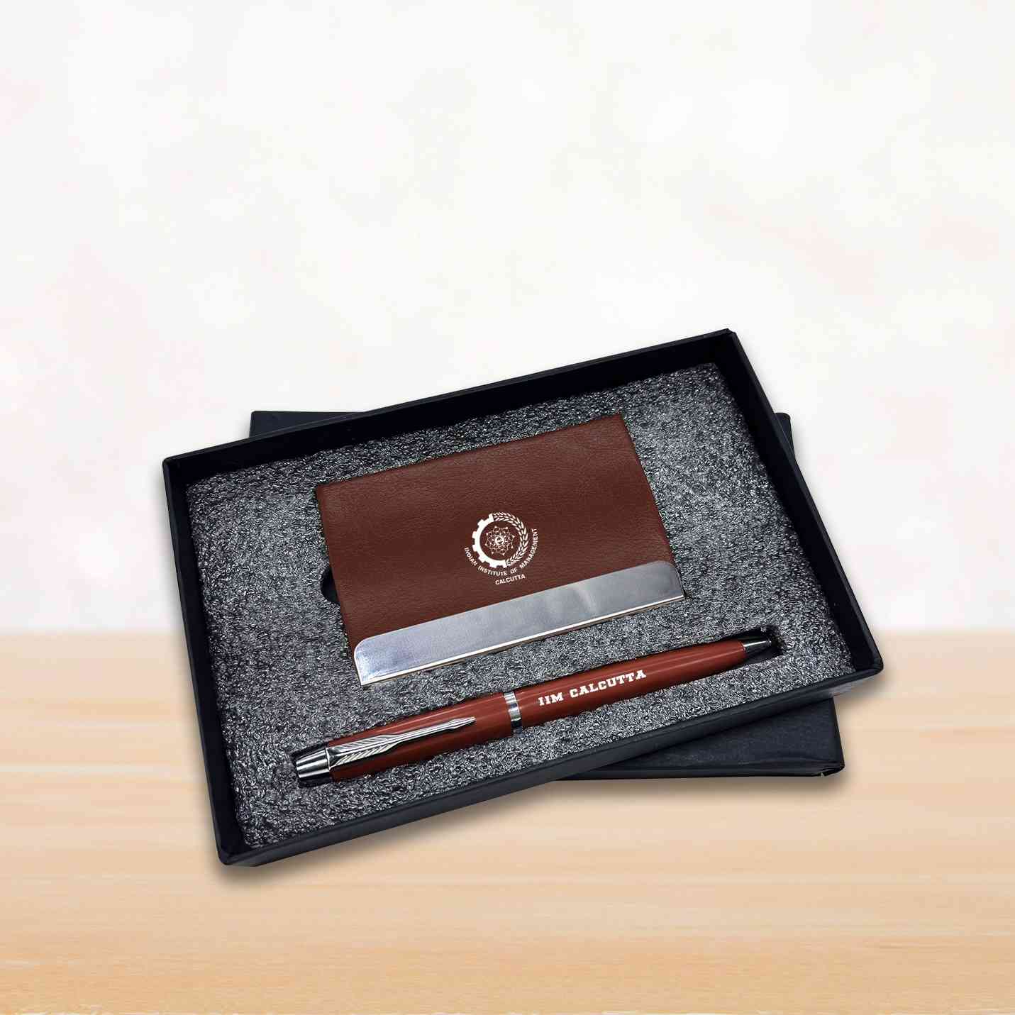 Exquisite 2 in 1 IIMC Logo Brown Pen & Card Holder Gift set