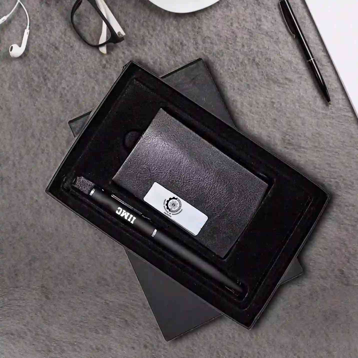 Elegant Pen & Cardholder Set