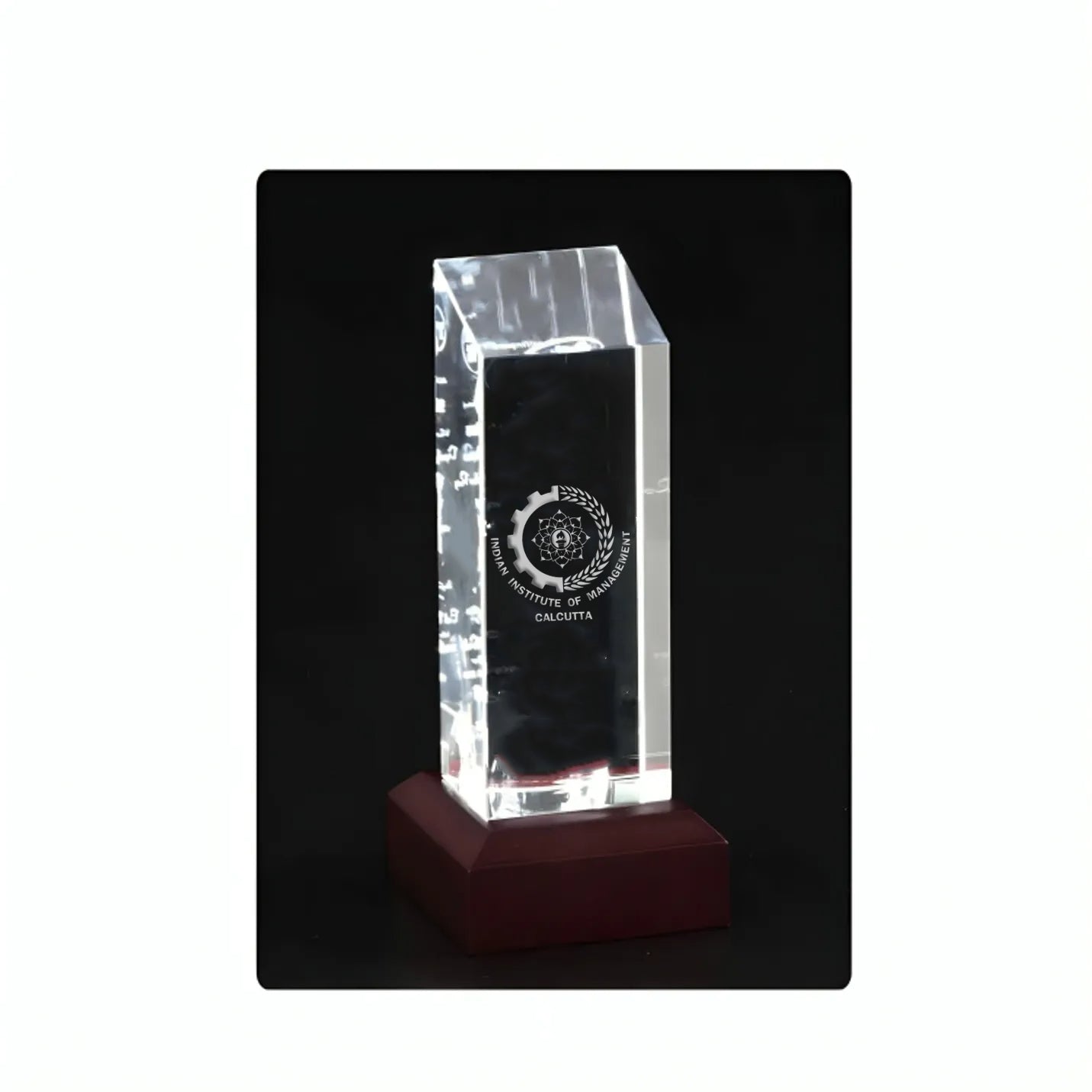 IIMC Pillar of Knowledge 3D Crystal Memento